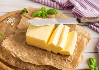 Beurre de baratte de la fromagerie Monnin à Chantrans dans le Doubs